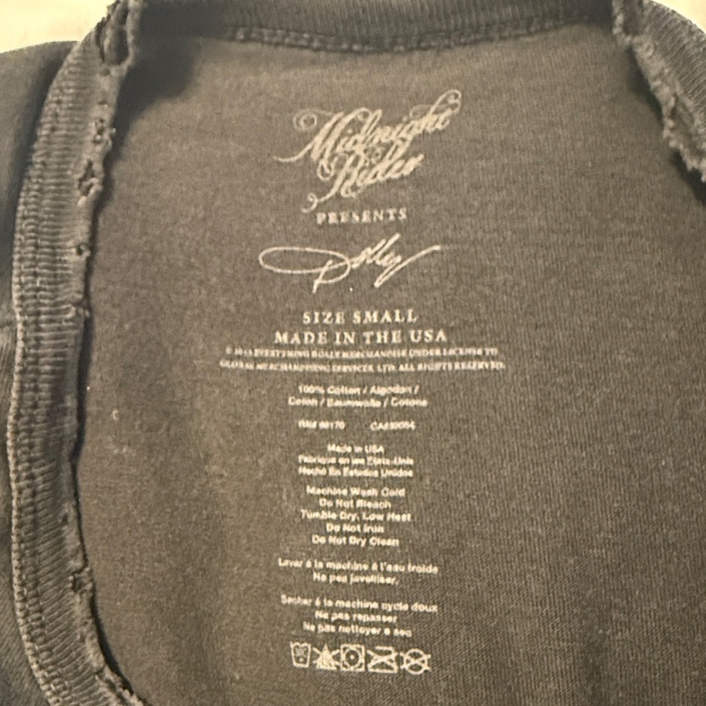 Midnight Rider Distressed Dolly Parton Graphic Tee - Picture 2 of 3